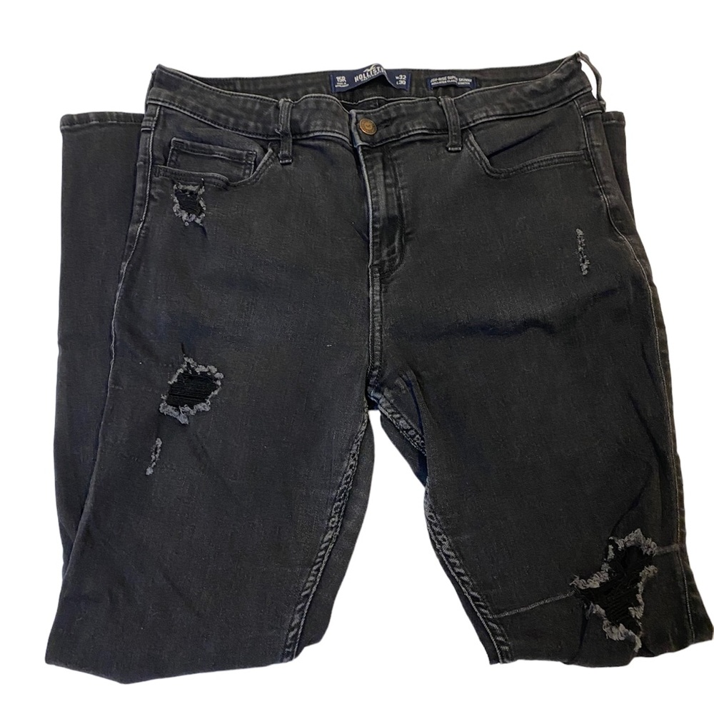 Hollister 32/30 15R Black Distressed Jeans